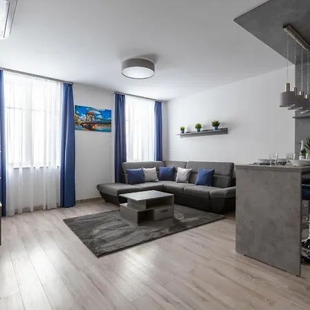 All Time Elegance In The Pulsing Center Apartment Budapest